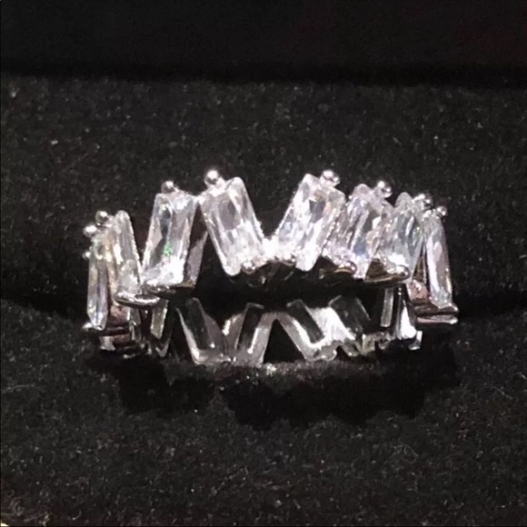 New Women’s 925 Silver Geometric Diamond Eternity Band Ring - Picture 3 of 6